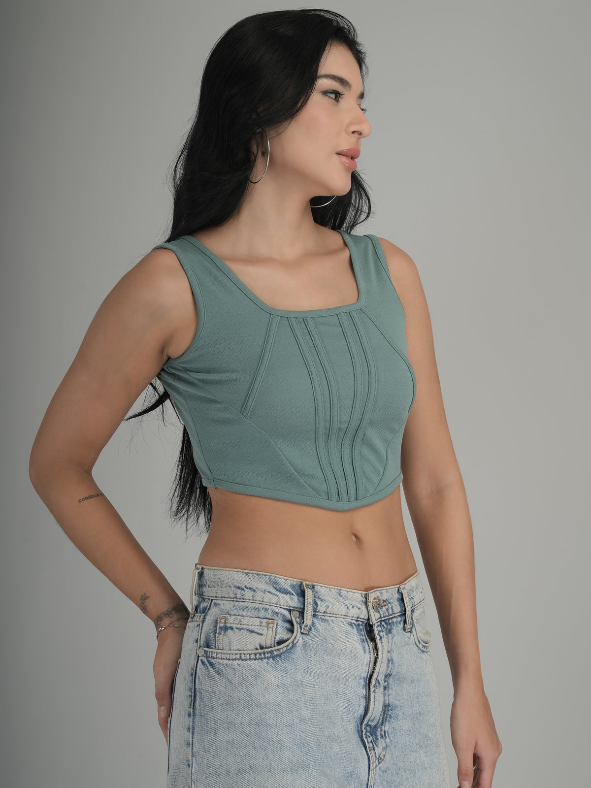 Classic Fit Solid Crop Top