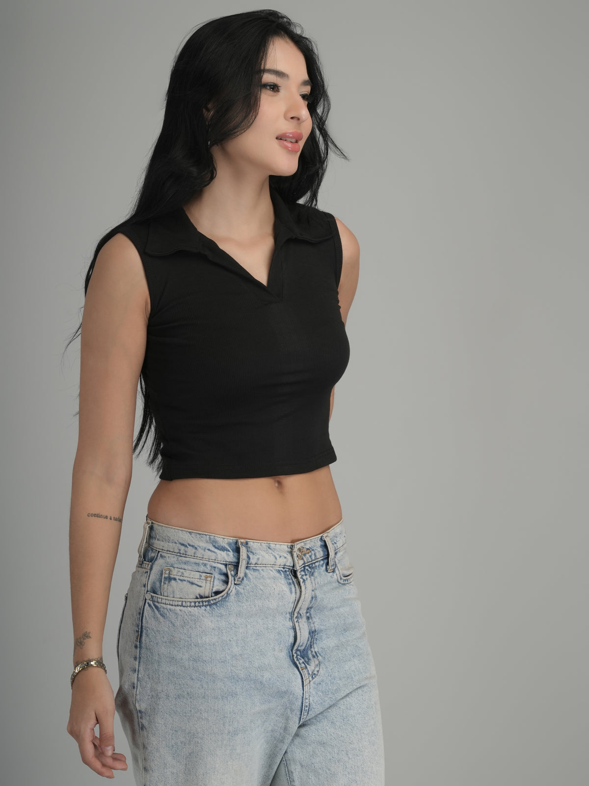 Athleisure Solid Crop Top