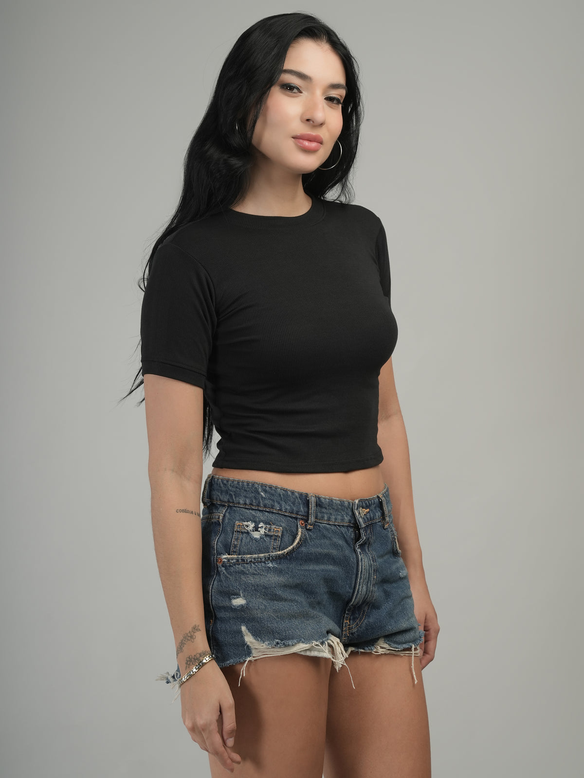Trendy Twist Solid Crop Top