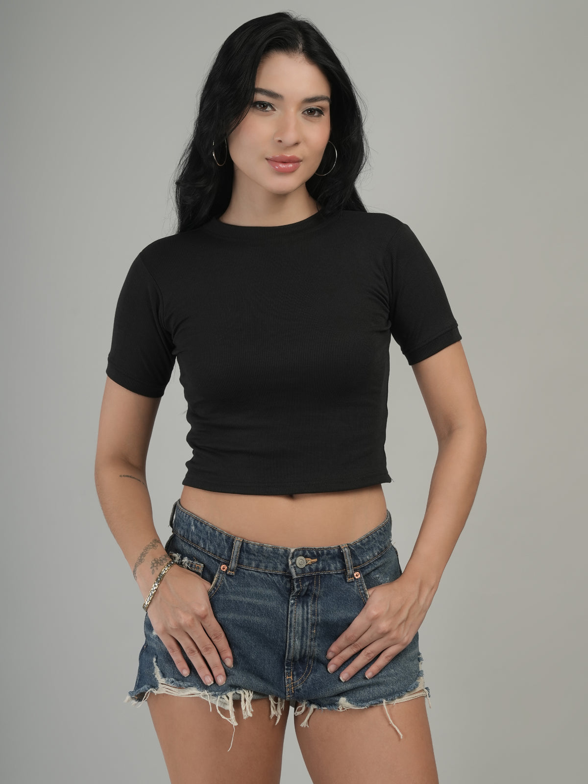 Trendy Twist Solid Crop Top