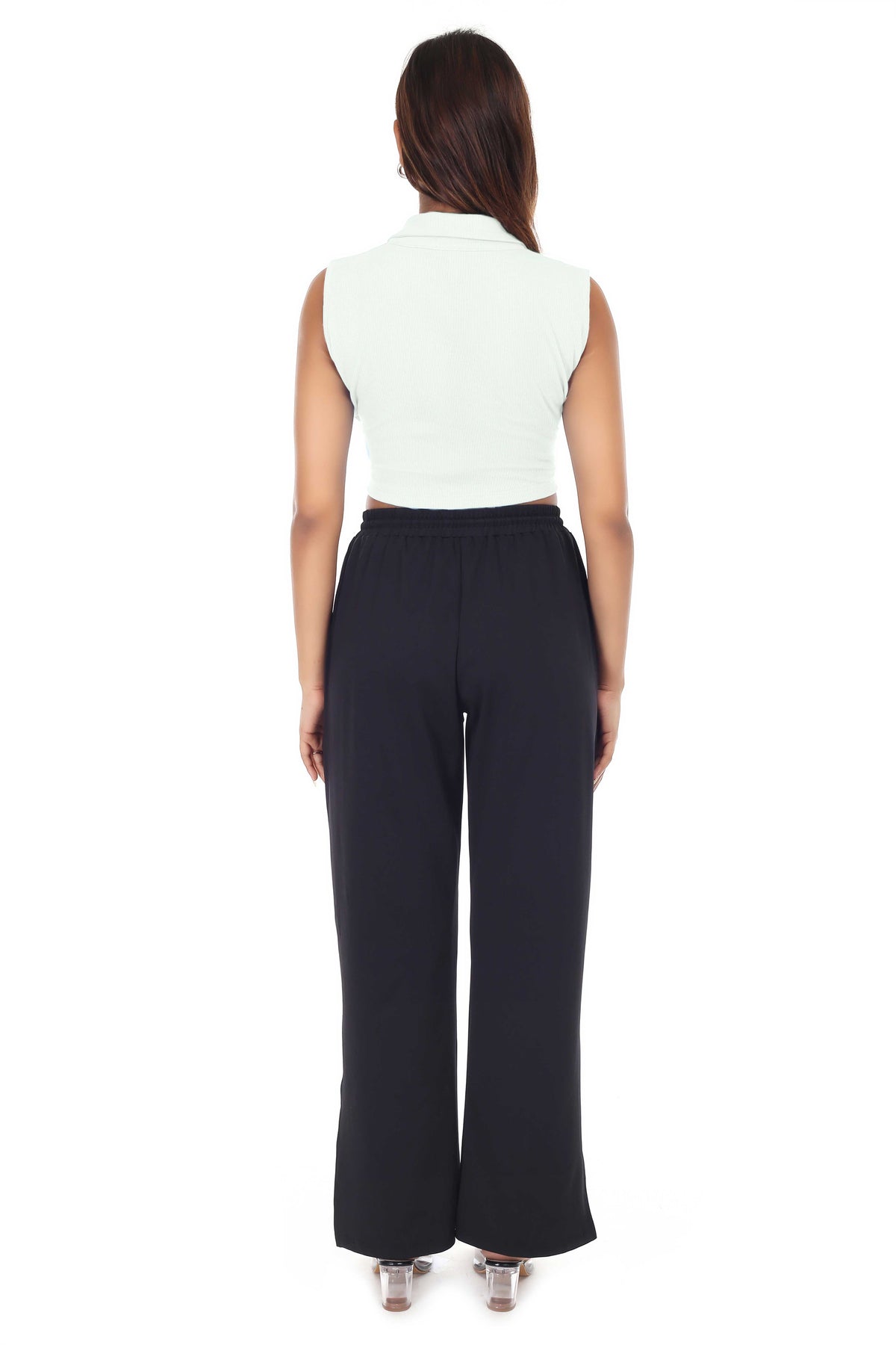 Round-Neck-T-Shirt 2